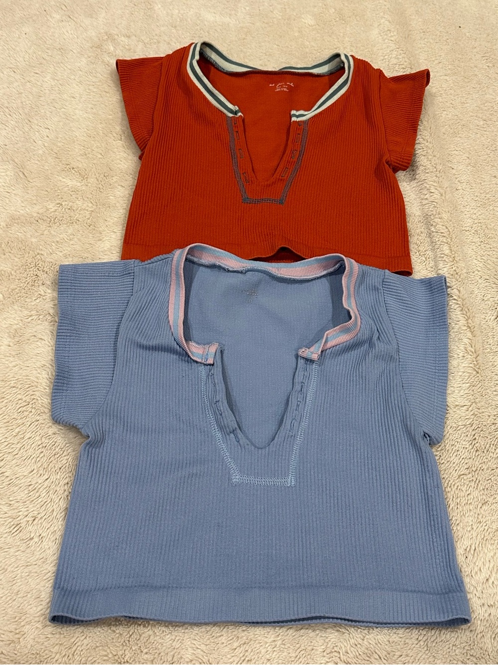urban outfitters go for gold crop top size extra small / small set of 2